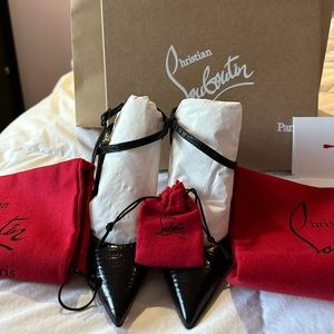 Authentic Christian Louboutin JenLove  100